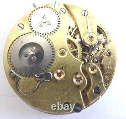 Vintage High grade pocket Watch Movement need service 28mm (Z582)